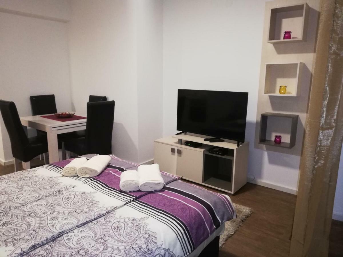 Laguna Apartman 2 Ni Εξωτερικό φωτογραφία